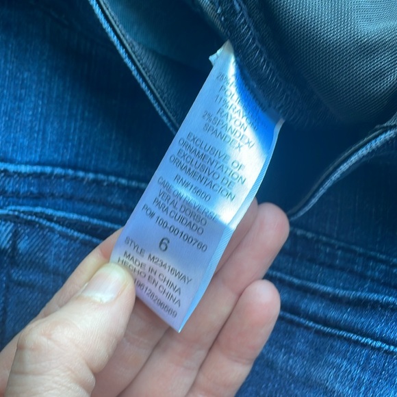 NWT Mac and Me Button Fly Boyfriend Jeans 👖 - Picture 4 of 8